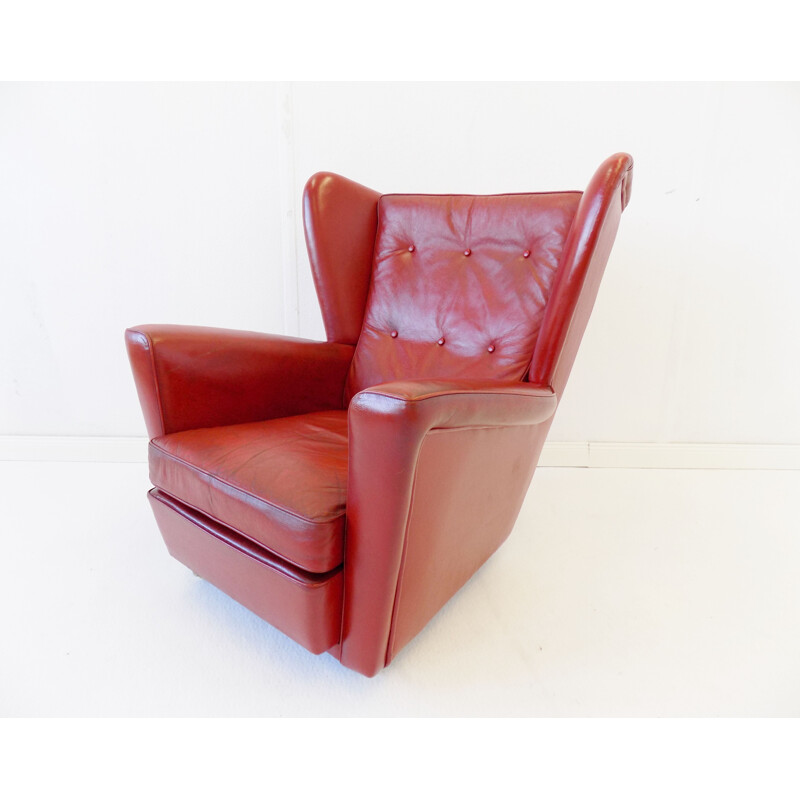 Vintage red leather armchair for HK Furniture Howard Keith