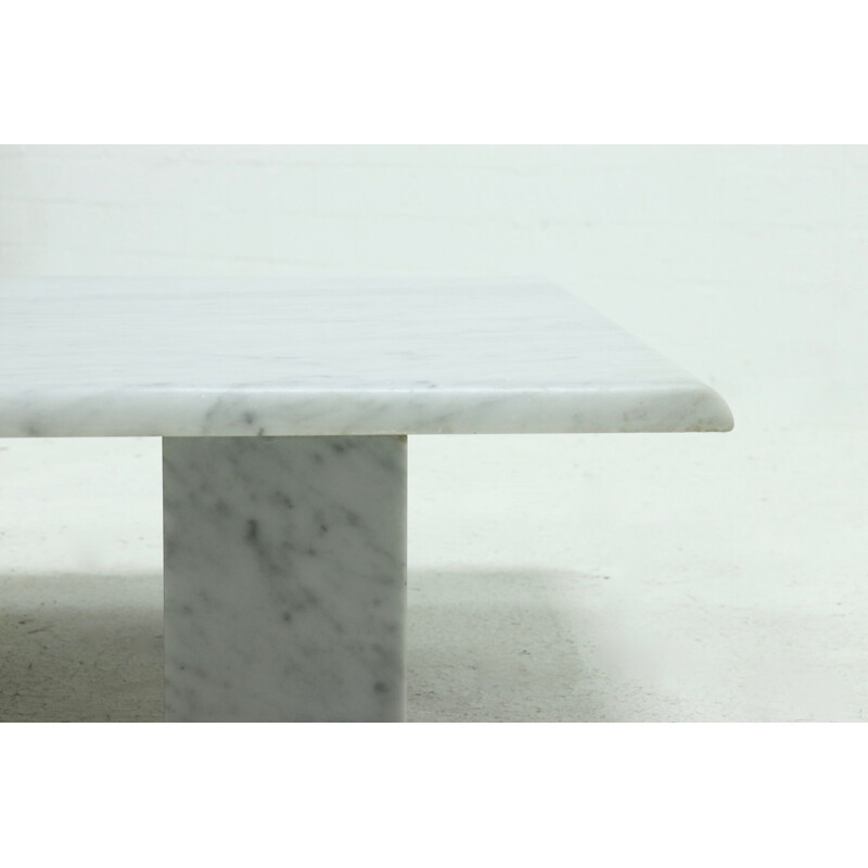 Vintage Modern Arabescato Marble Coffee Table by Gallina Italian 1970s