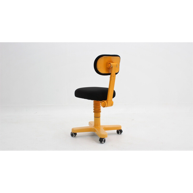 Vintage chair Z9 Olivetti Ettore Sottsass 1973