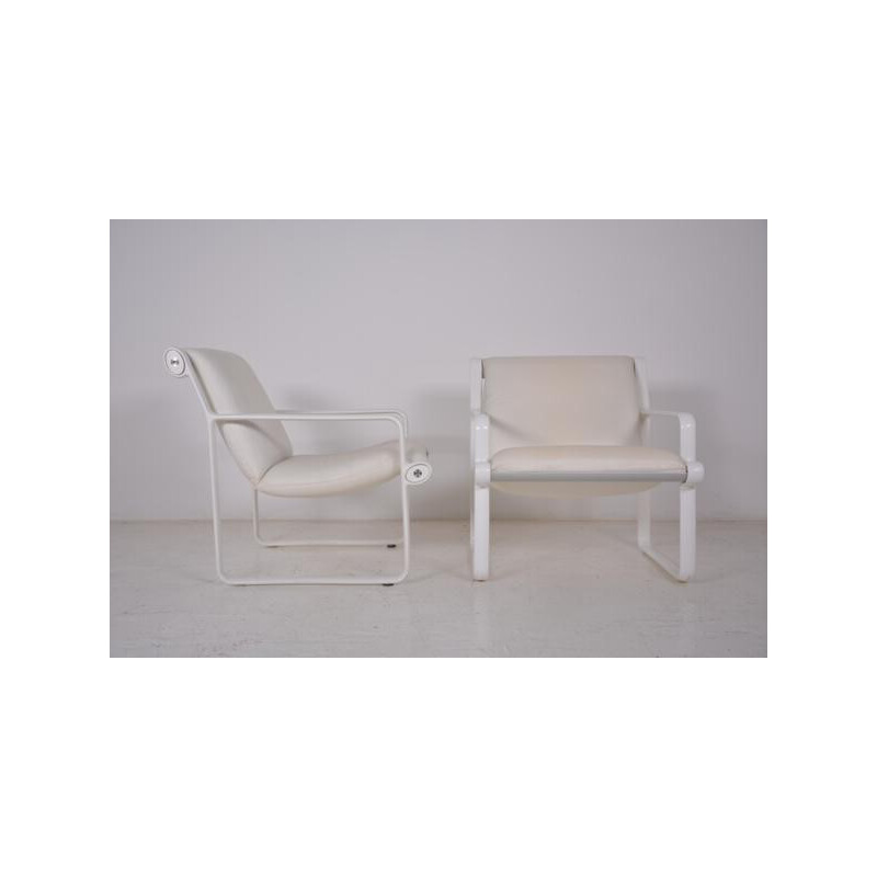 Pair of Knoll armchairs in white leather, B. HANNAH & A. MORRISON - 1970s