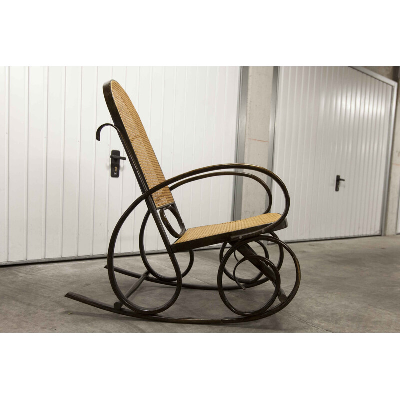 Rocking-chair vintage Thonet canage 1900