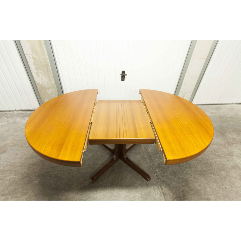 Vintage round oval transformable table samcom and Bramin solid teak and central leg 1965