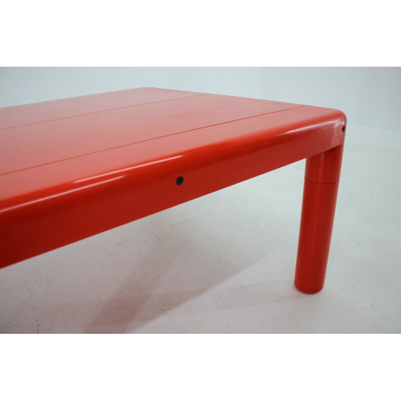 Vintage space age coffee table Upo by Eero Aarnio, Finland 1970