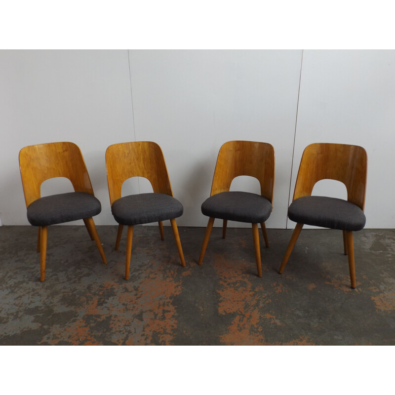 Lot de 4 chaises vintage Boomerang Thonet