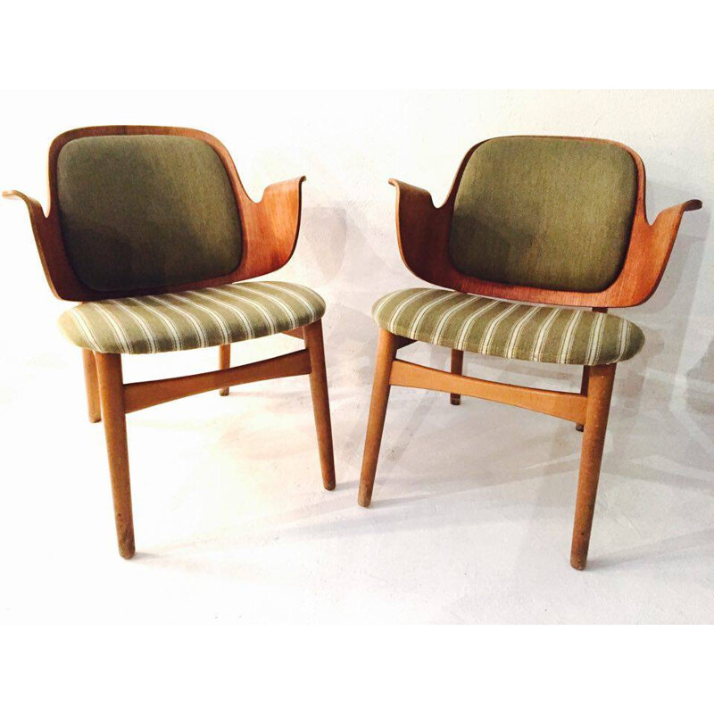 Pair of Scandinavian armchairs in oak and fabric, Hans OLSEN - 1950s