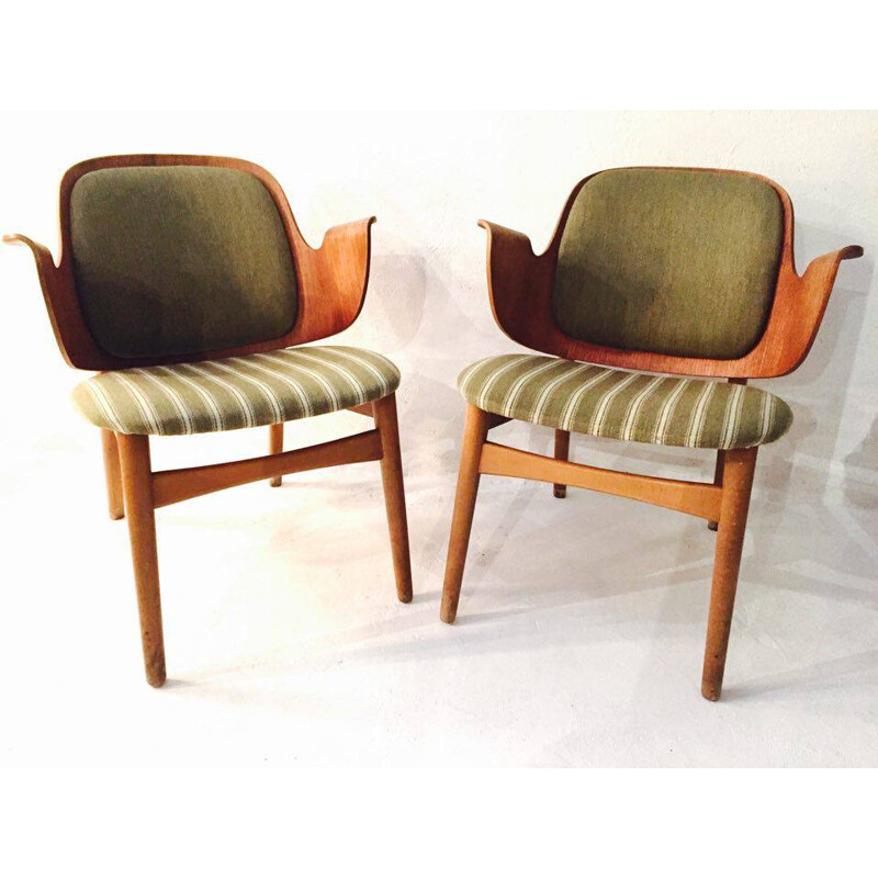 Paire de fauteuils scandinaves en chêne et tissu, Hans OLSEN - 1950