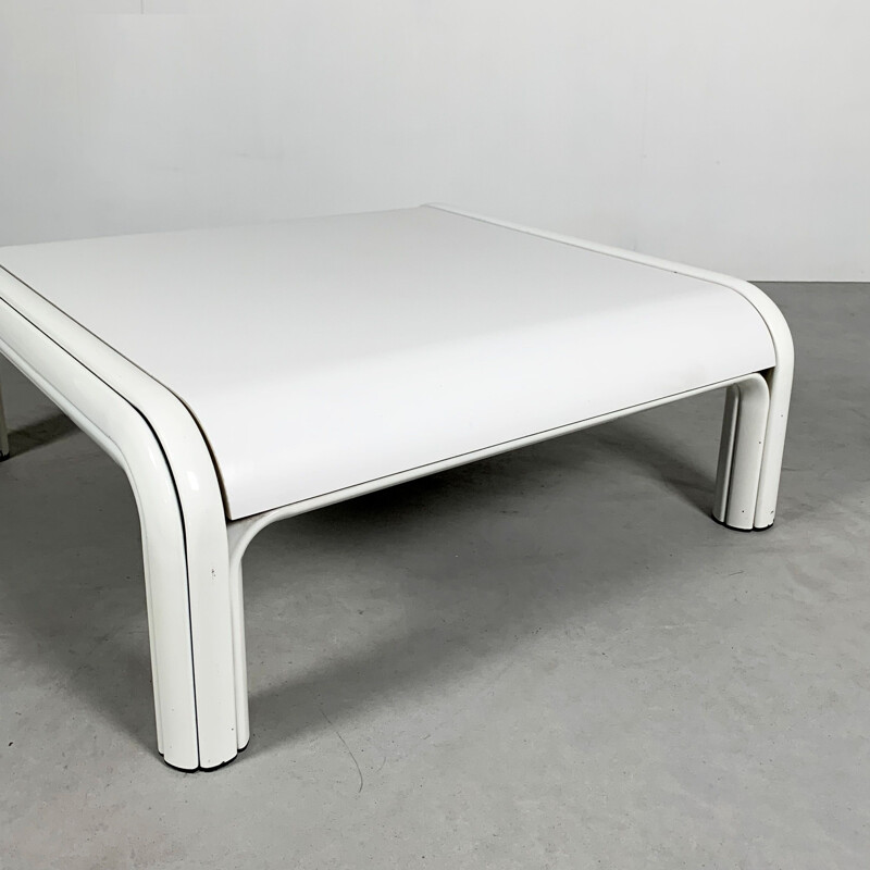 Vintage Orsay coffee table by Gae Aulenti for Knoll 1970