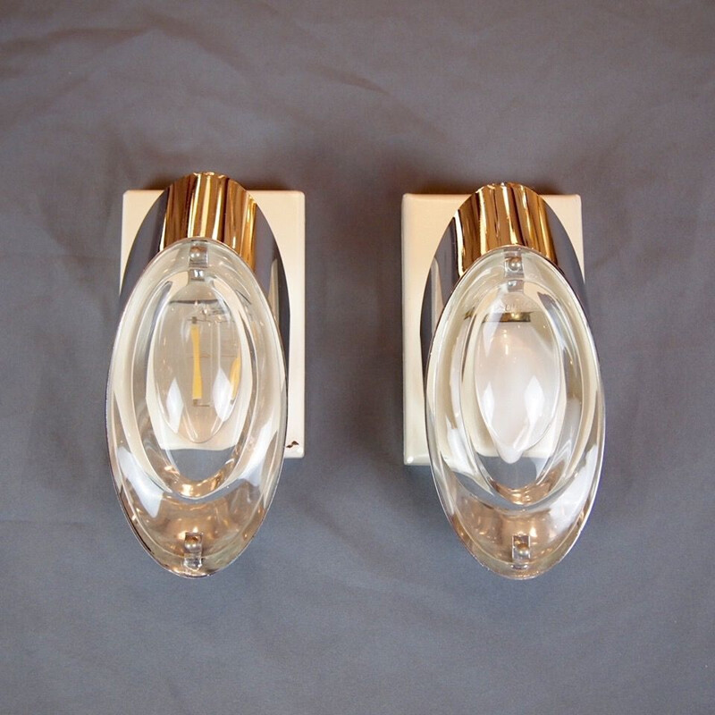 Pair of Oscar Torlasco vintage sconces for Stilkronen, 1960