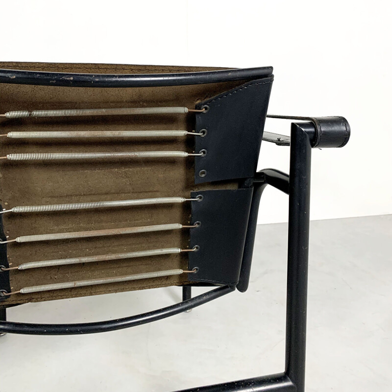 Paire de fauteuils vintage Full Black LC1 de Le Corbusier pour Cassina 1970