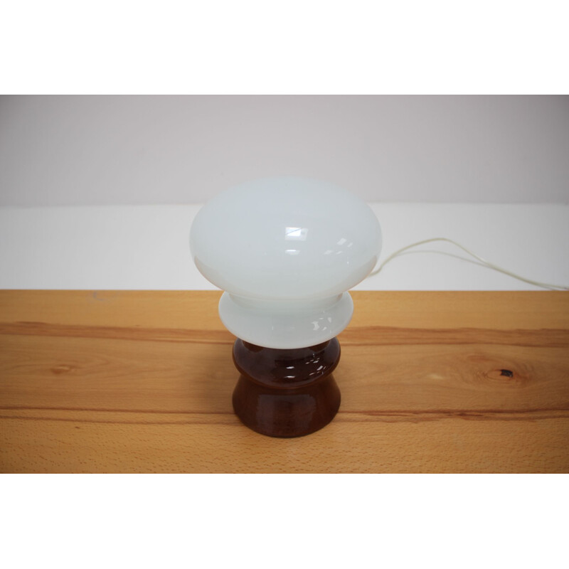 Lampe de table Vintage tout en verre de Valasske Mezirici 1970