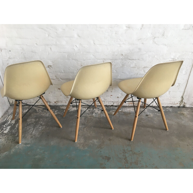 Set of 6 vintage dining chairs cream DSW  by Charles & Ray Eames