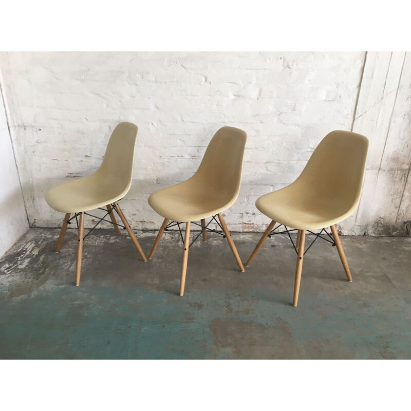 Lot de 6 chaises vintage DSW de Charles & Ray Eames