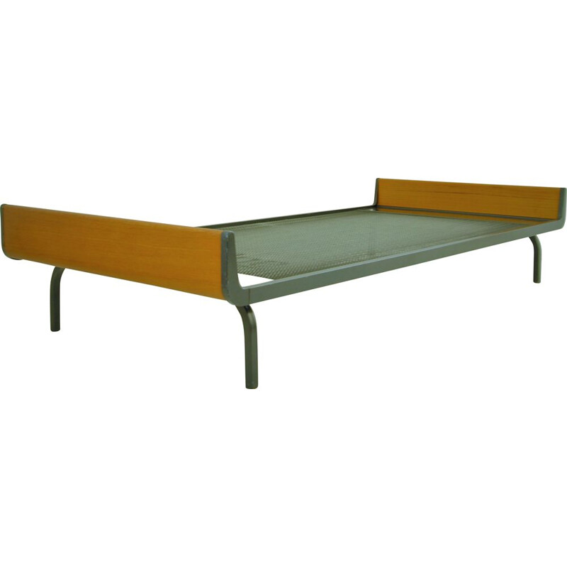 Mid Century Teak Daybed  Bed by Friso Kramer industrial 1970s