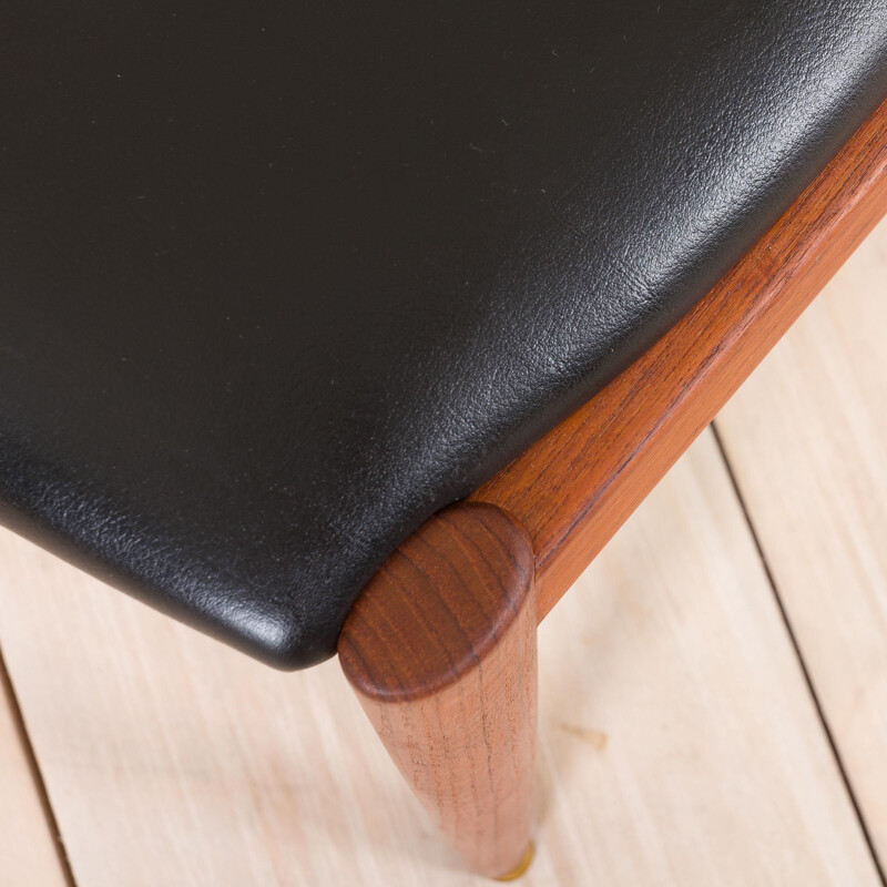 Vintage teak chair model 42 in black leather Kai Kristiansen 1960