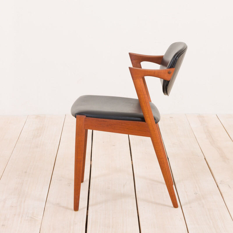 Vintage teak chair model 42 in black leather Kai Kristiansen 1960