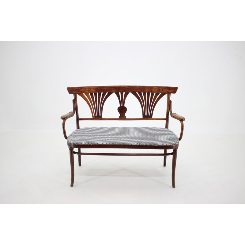 Sofa Nr. 221 Thonet, Czechoslovakia 1900