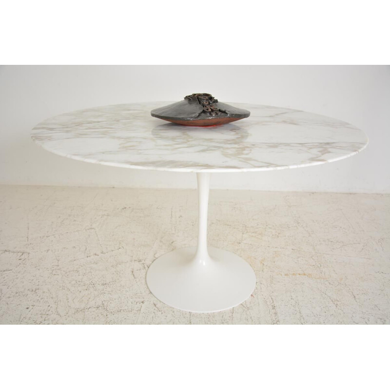 Vintage marble table Eero Saarinen 