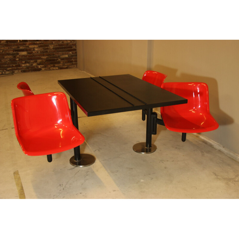 Vintage table and 4 built-in chairs Osvaldo Borsani for Tecno, 1970s 