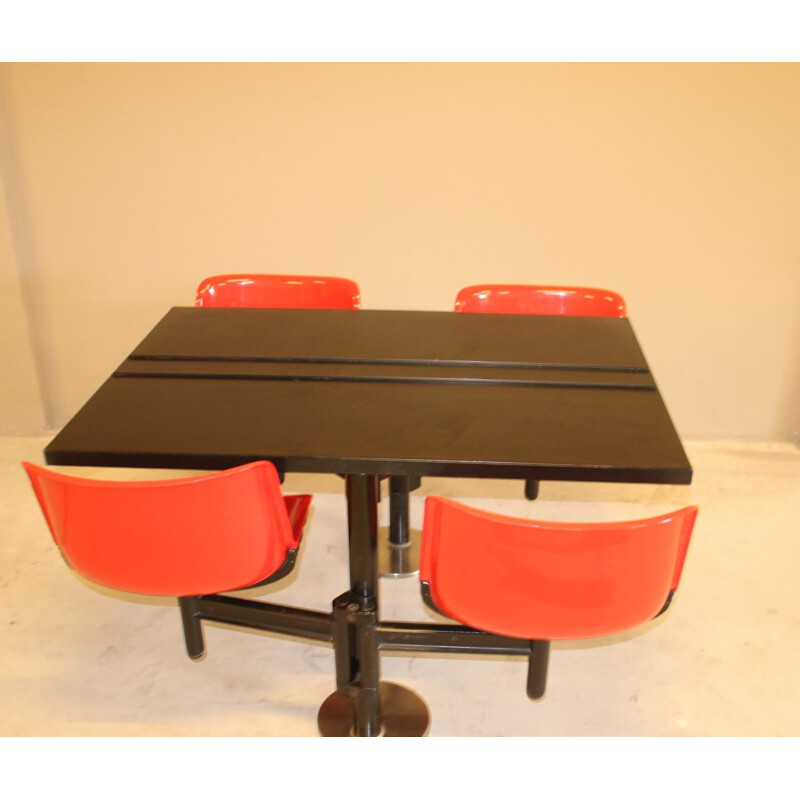 Vintage table and 4 built-in chairs Osvaldo Borsani for Tecno, 1970s 