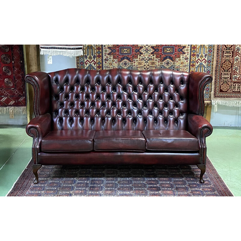 Vintage 3-seater Chesterfield sofa in red leather - 1980 English winged model