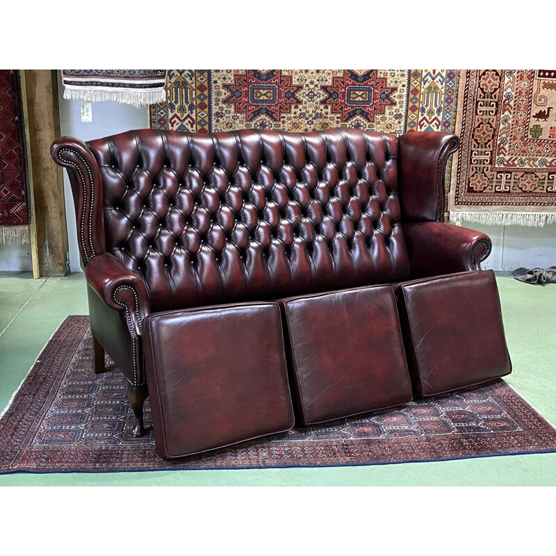 Vintage 3-seater Chesterfield sofa in red leather - 1980 English winged model
