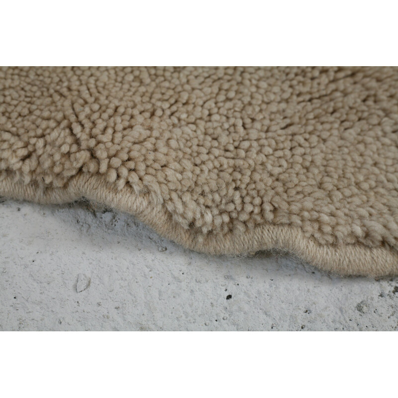 Vintage 'kinetic' carpet, wool 1970