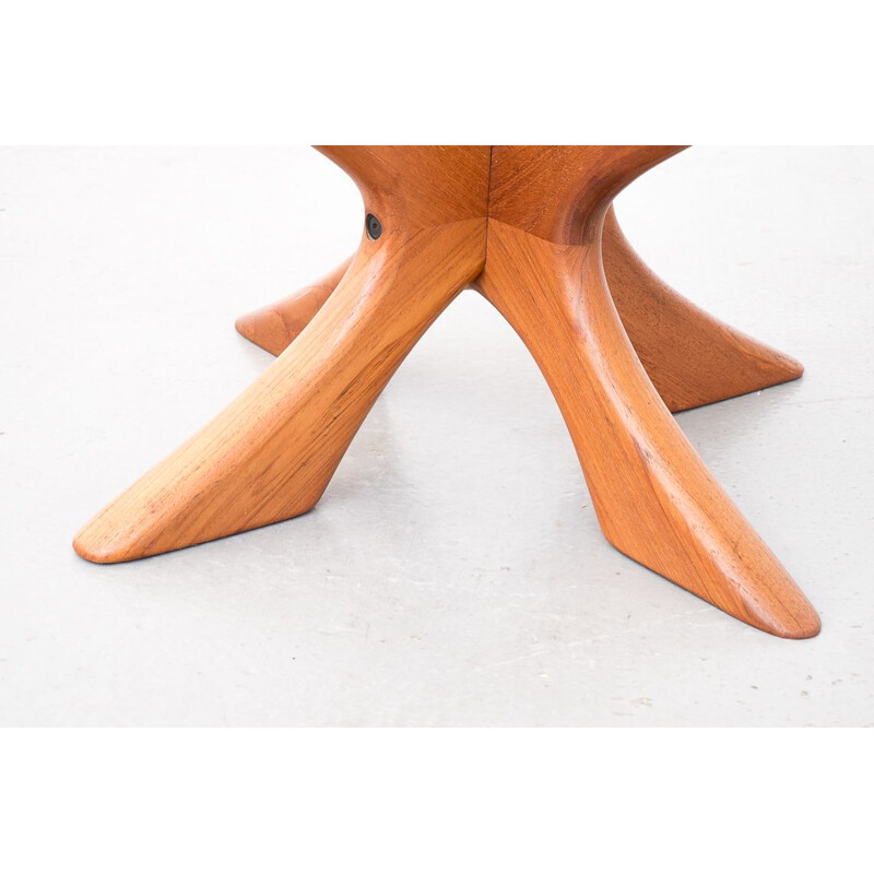 Vintage coffee table by the Danish Illum Wikkelsø for the label Niels Eilersen 1960s