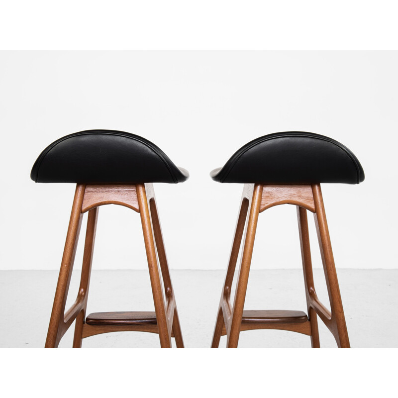 Set of 4 bar Midcentury stools in teak and leather by Erik Buch for O.D. Møbler Danish