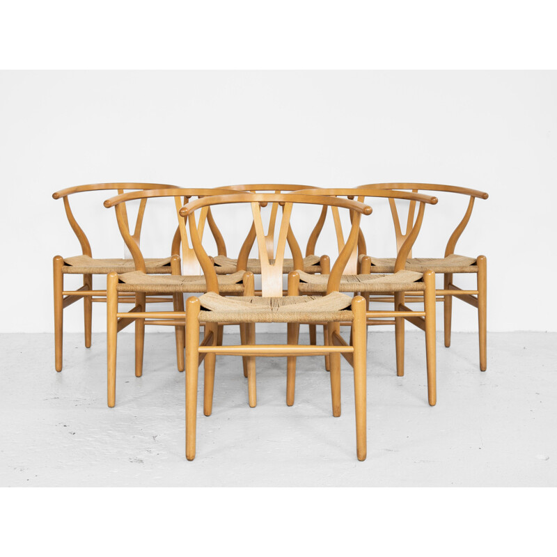Set of 6 Vintage Wishbone chairs in beech by Hans Wegner for Carl Hansen & Søn 1949