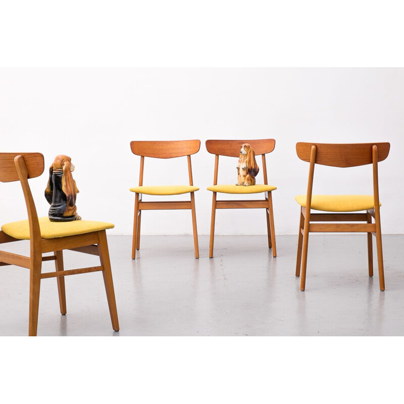 Ensemble de 4 chaises vintage Mosbøl Findahls Møbelfabrik Danemark, 1962