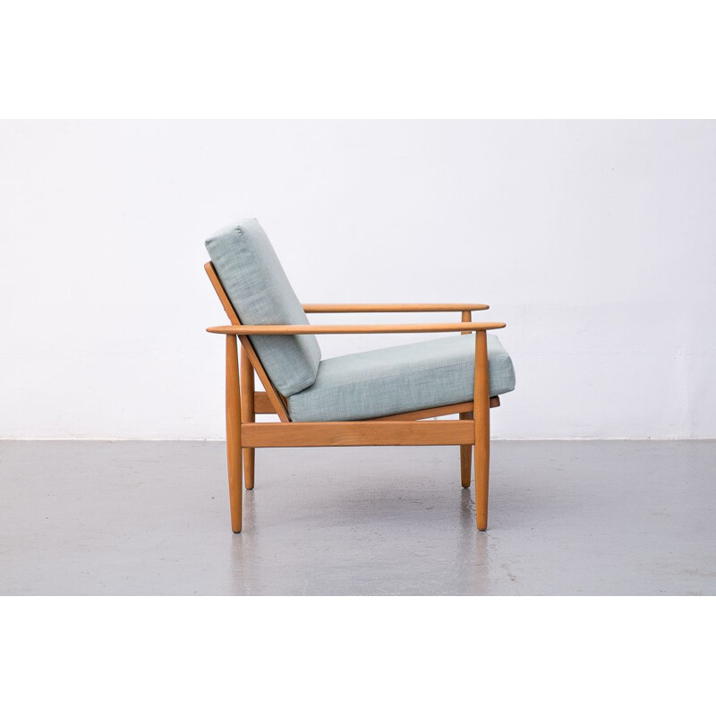 Fauteuil vintage en hêtre scandinave 1960