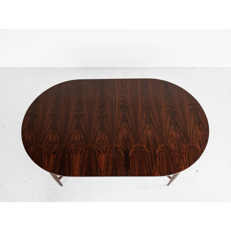 Midcentury oval dining table in rosewood by Werner Wölfer for V-form 1960s