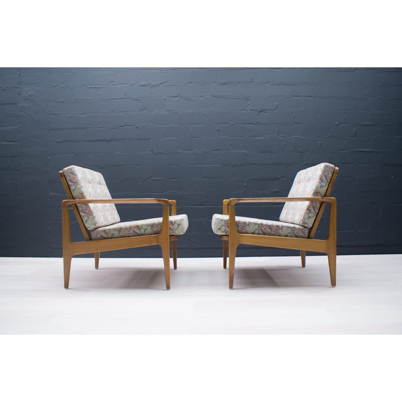 Pareja de sillones vintage de madera de cerezo, Escandinavia 1960