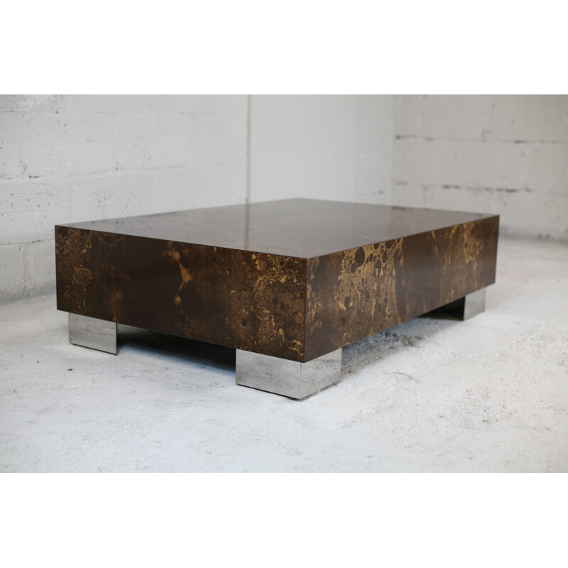 Table basse "éruption solaire" vintage de Guy Lefèvre Ligne Roset 1970