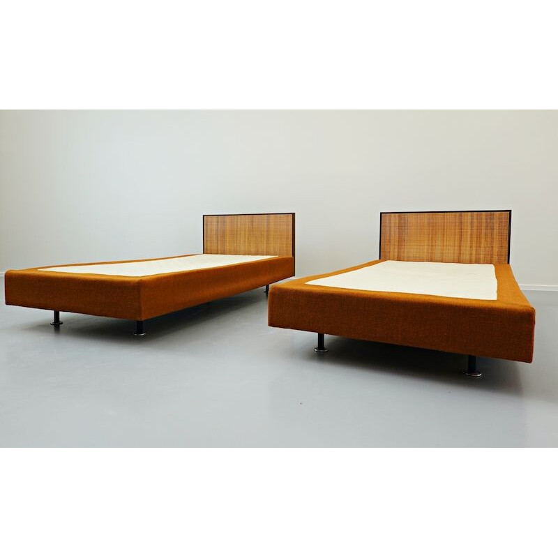Pair of vintage knoll beds, 1950