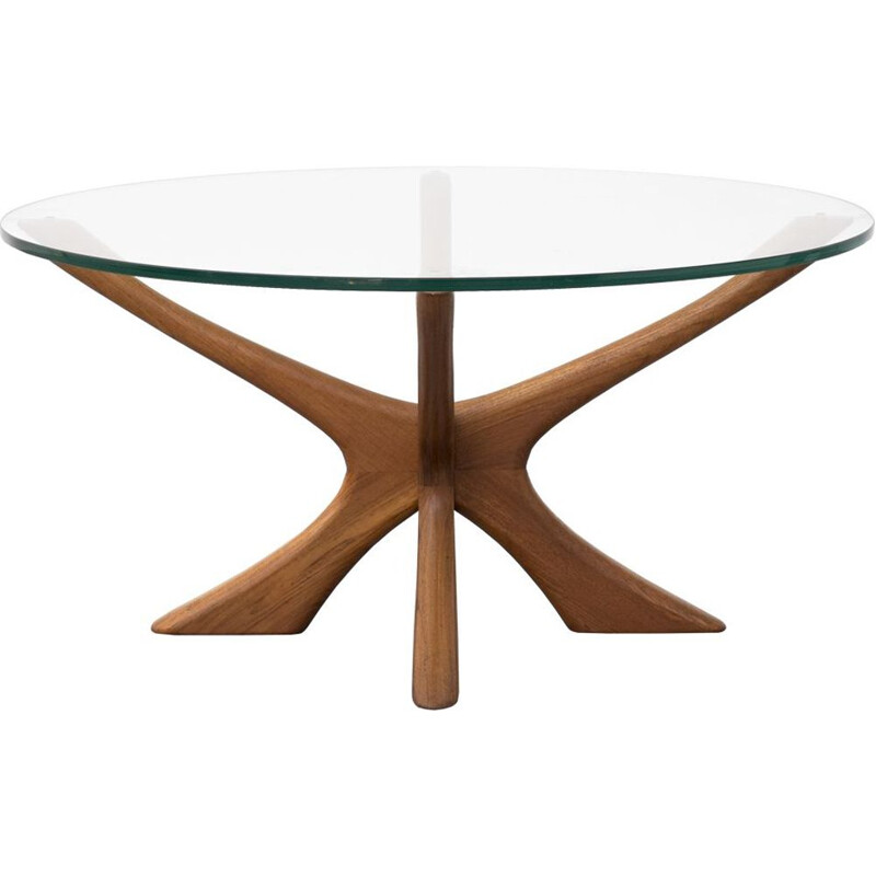 Vintage coffee table by the Danish Illum Wikkelsø for the label Niels Eilersen 1960s