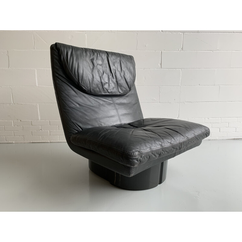 Vintage armchair by T. Ammanti & G.P. Vitelli for Comfort, 1973