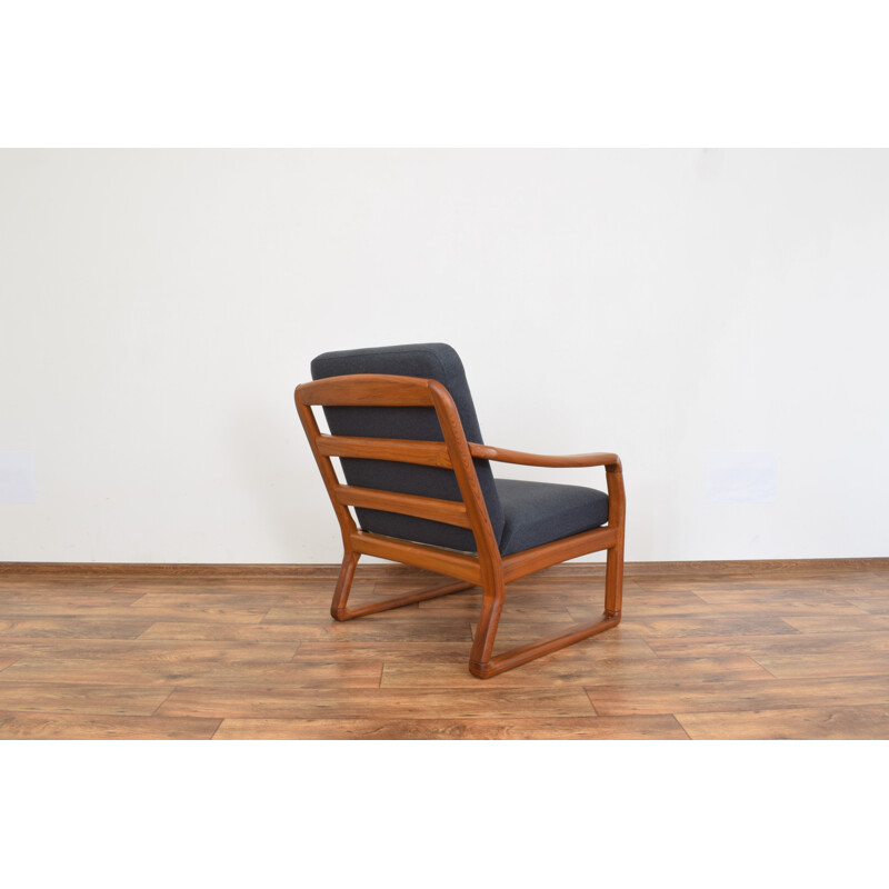 Mid-Century Teak Lounge Chair from Dyrlund Danish 1970s