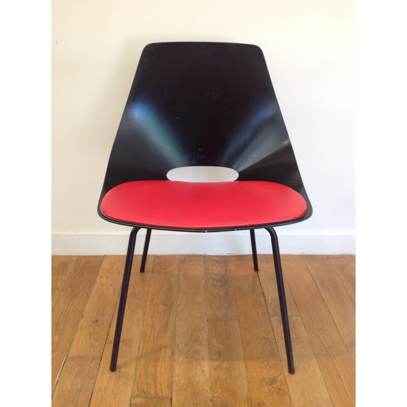 Steiner "Tonneau" black chair with red cushion, Pierre GUARICHE - 1950s