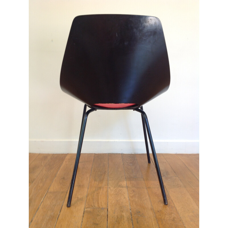 Steiner "Tonneau" black chair with red cushion, Pierre GUARICHE - 1950s