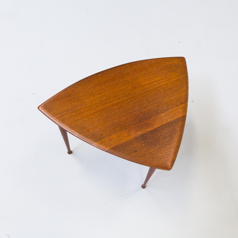 Tables gigogne vintage triangulaires en placage de teck pour Selig Poul Thorsbjerg Jensen 1950