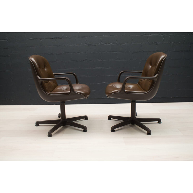 Paire de fauteuils de bureau vintage en cuir par Charles Pollock pour Comforto 1960
