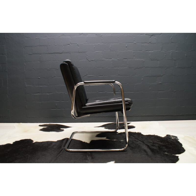 Vintage Tubular Steel and Leather Cantilever Armchair, Italian 1970s