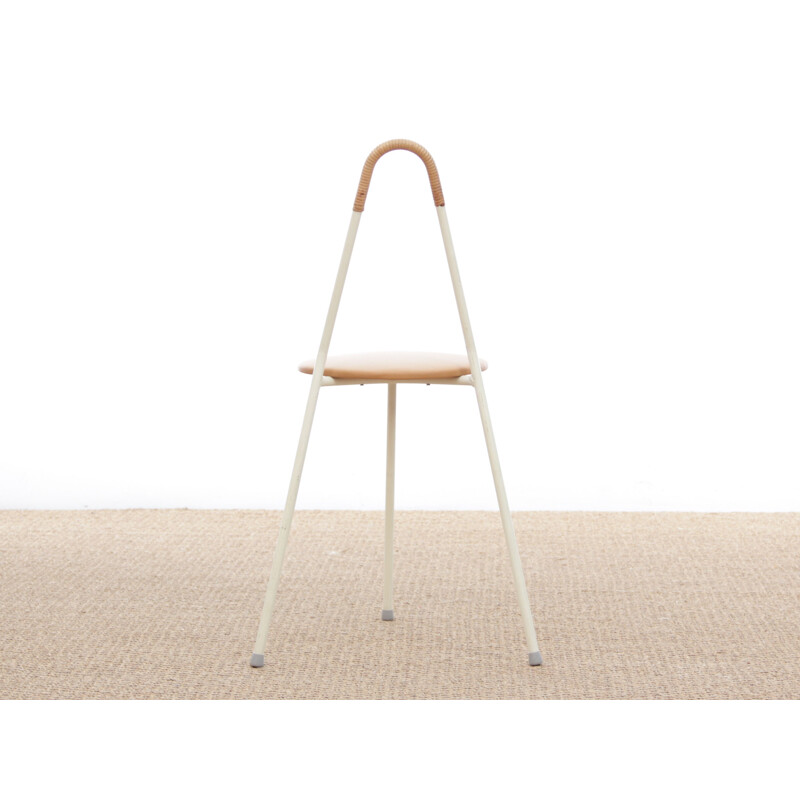 Vintage tripod stool with Scandinavian handle
