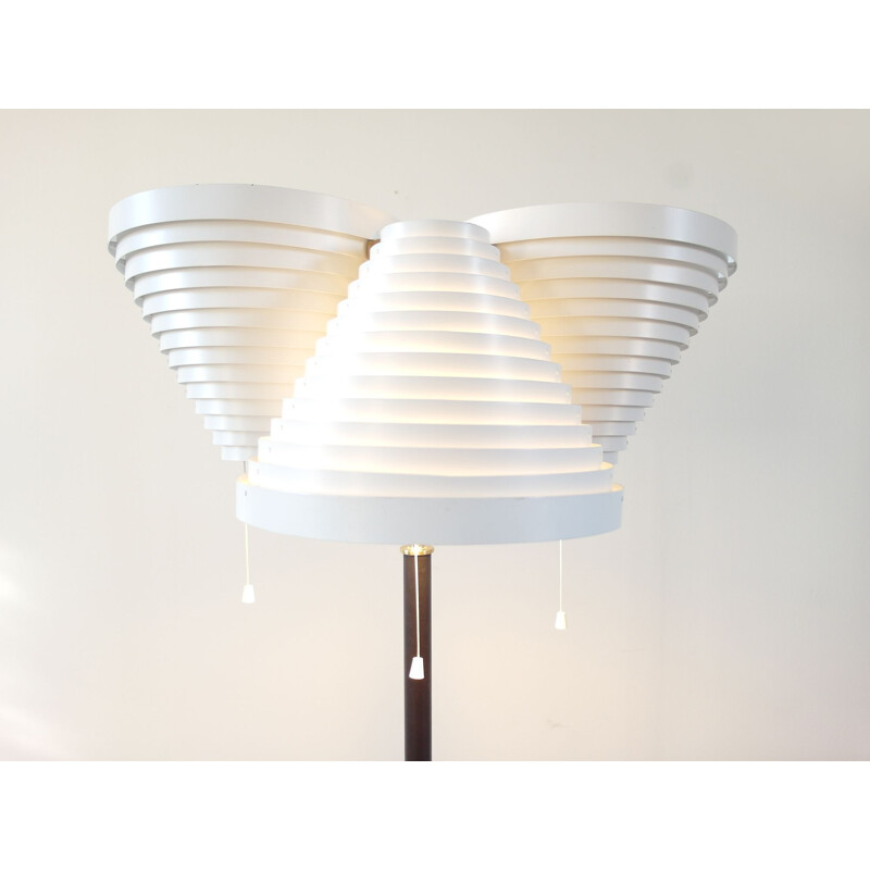 Vintage A809 Floor Lamp Produção precoce por Alvar Aalto, Valaisinpaja Oy, Finlândia, 1959