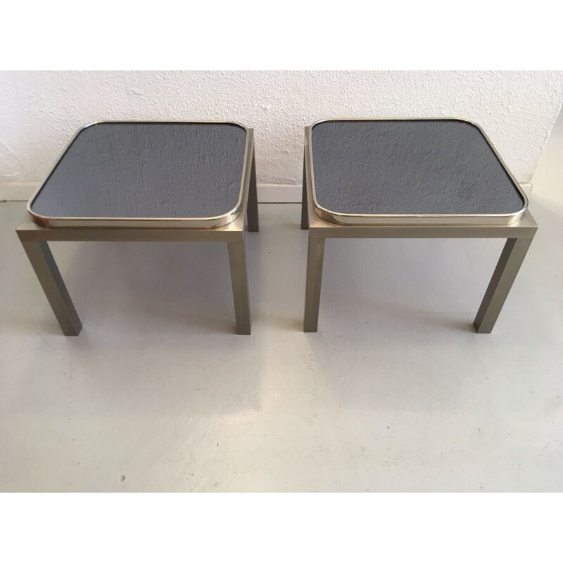 Pareja de mesas auxiliares vintage de acero cepillado y cristal 1970