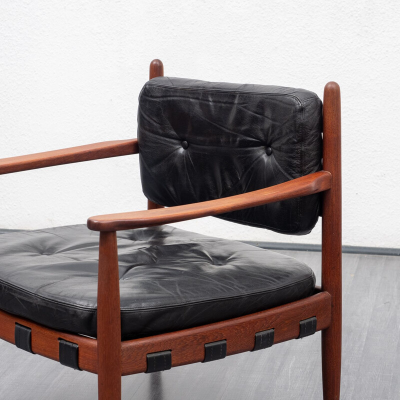 Vintage armchair in teak and leather model 925, Sven Ellekaer for Coja, 1960s