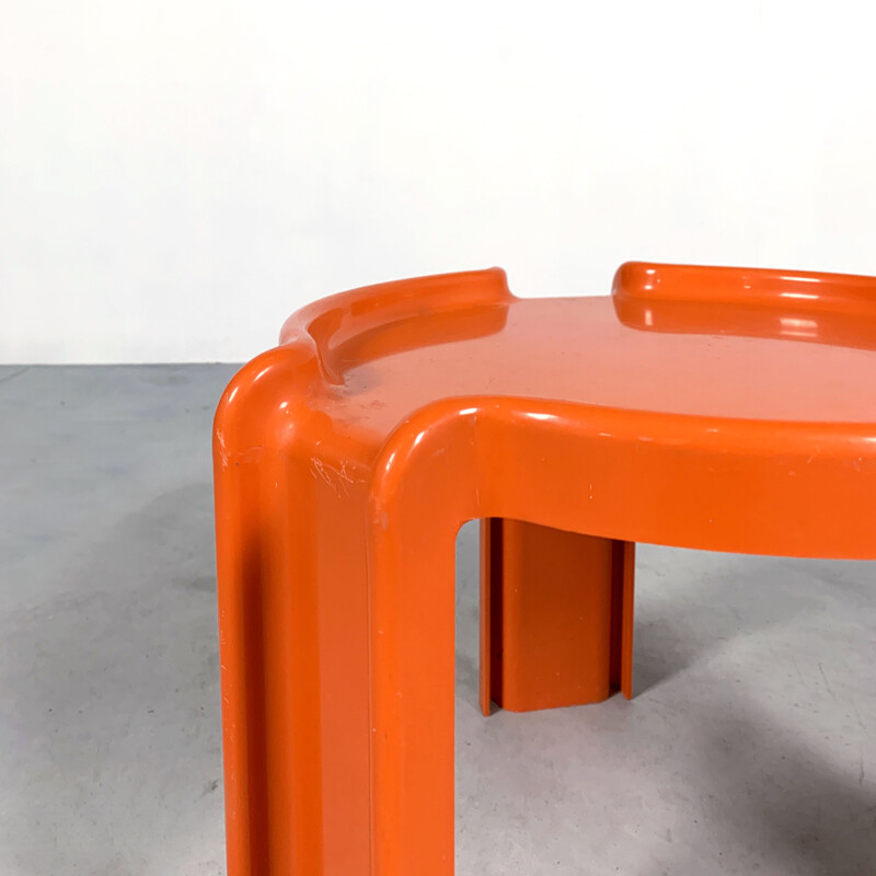 Table d'appoint orange vintage de Giotto Stoppino pour Kartell 1970