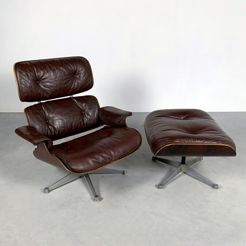 Fauteuil lounge Vintage Eames plus tabouret par ICF pour Herman Miller 1960