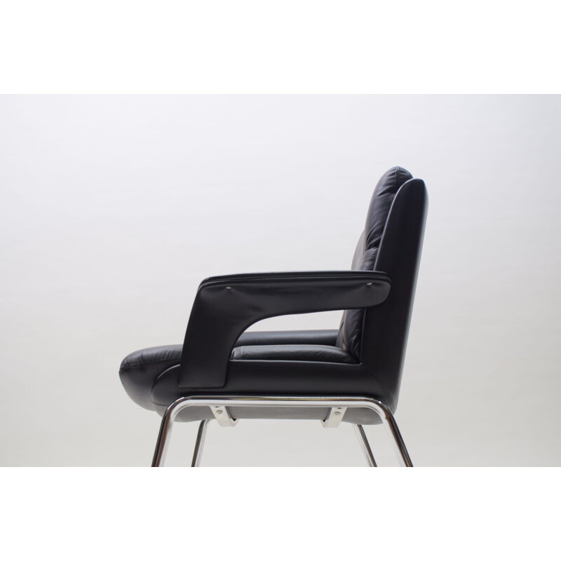 Vintage Tubular Steel and Leather Armchair, Italian 1970s